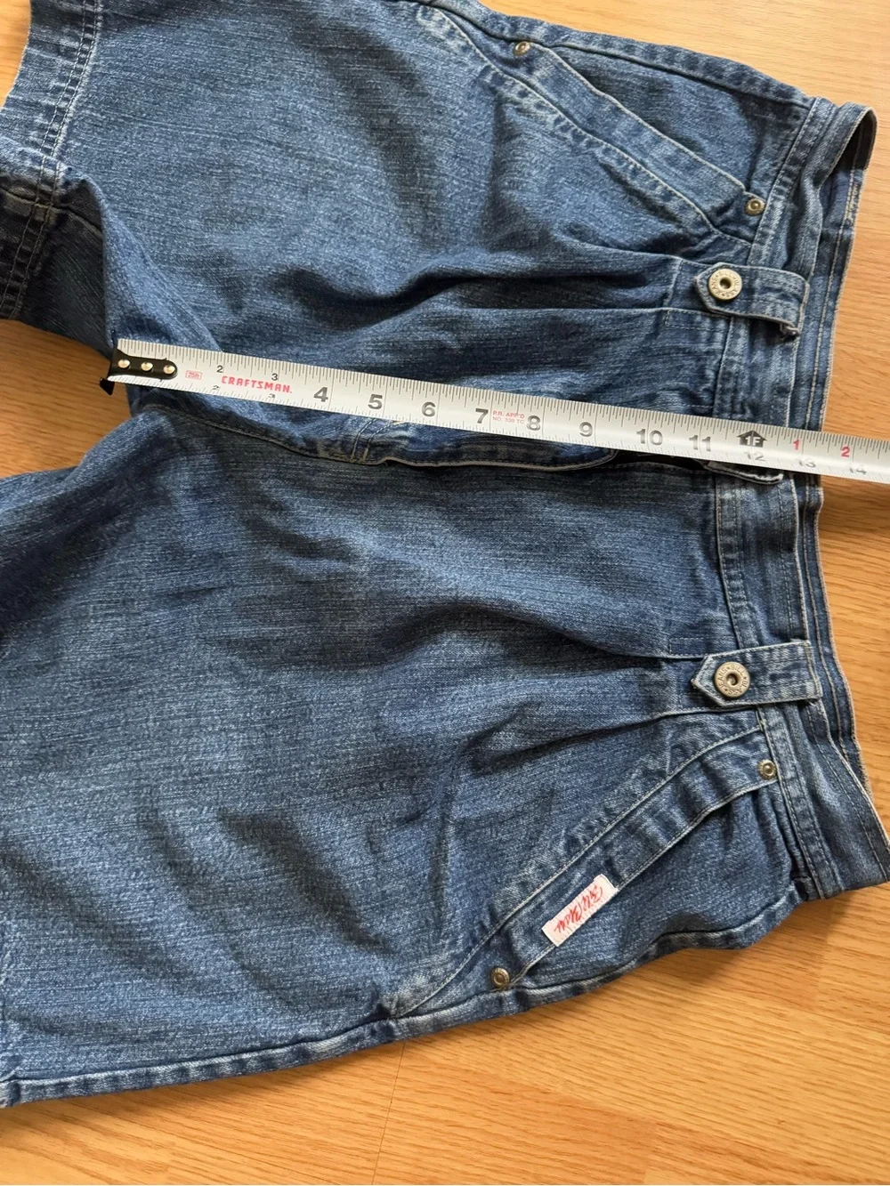 Vintage 90s Bill Blass Pleated Denim Shorts - Size 12 Fits Modern 10/31